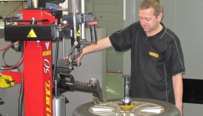 Service - Tyre Fitment and Maintenance